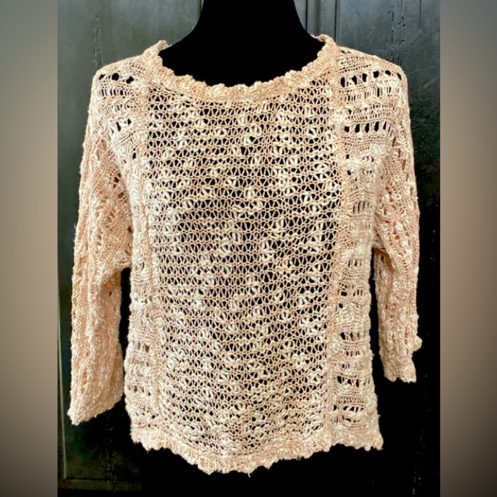 Cynthia Rowley tan/wht quarter sleeves sweater - Size XS